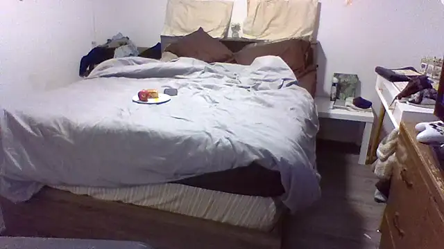 Kittyymaze1 online show from 12-05-25, 04:05