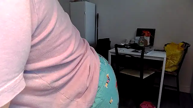 Kittyymaze1 online show from 01-12-26, 02:02