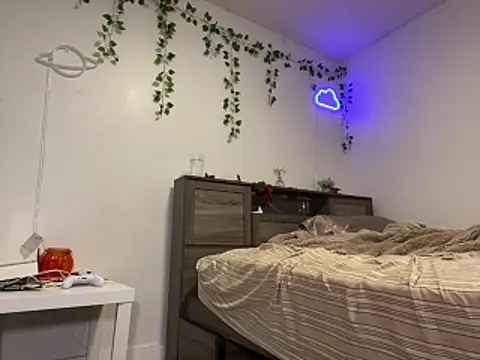 Kittyymaze1 online show from 11-04-25, 01:15