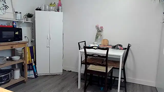 Kittyymaze1 online show from 03-13-26, 05:40