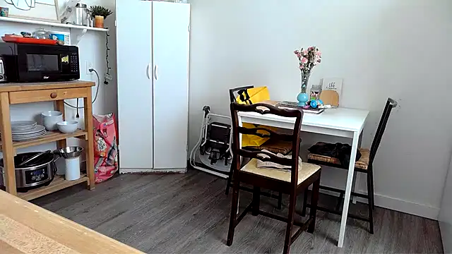 Kittyymaze1 online show from 02-02-26, 05:01