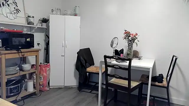 Kittyymaze1 online show from 02-20-26, 01:24