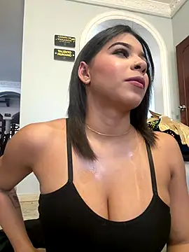 TiaraRosse online show from 01-07-26, 02:11