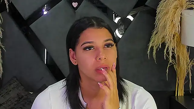 TiaraRosse online show from 01-11-26, 05:03