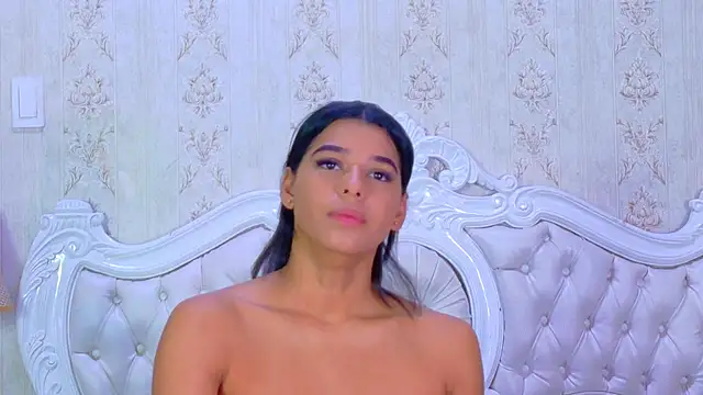 TiaraRosse online show from 10-01-25, 02:32