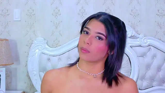 TiaraRosse online show from 11-19-25, 12:16