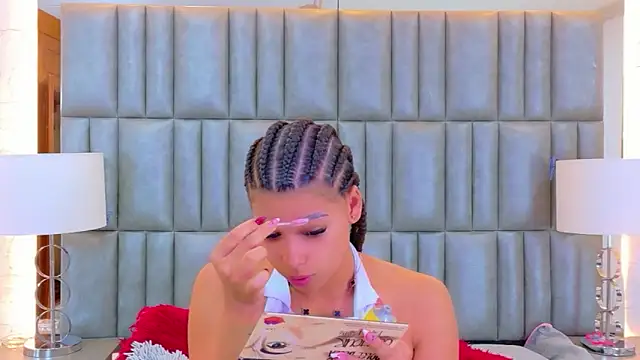 TiaraRosse online show from 03-17-26, 11:57