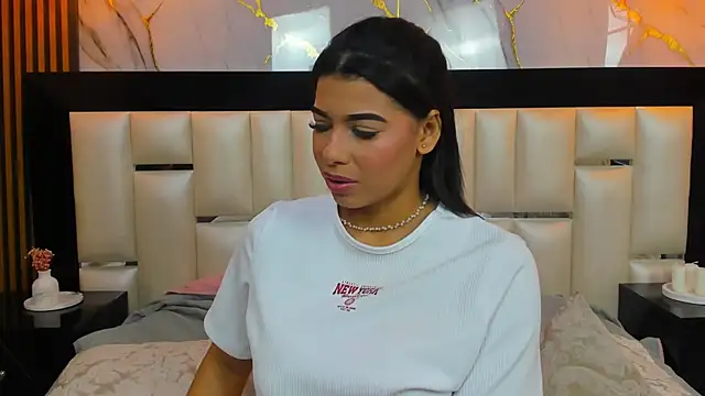 TiaraRosse online show from 12-05-25, 05:06