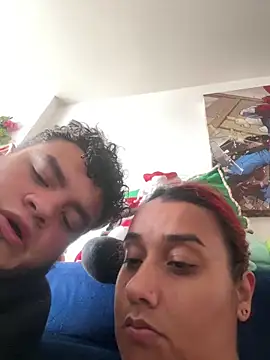 Cafeziitha02 online show from 12-02-25, 04:19