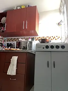 Cafeziitha02 online show from 01-15-26, 06:00