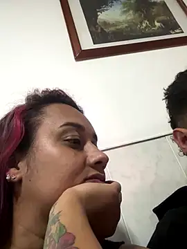 Cafeziitha02 online show from 11-08-25, 07:39