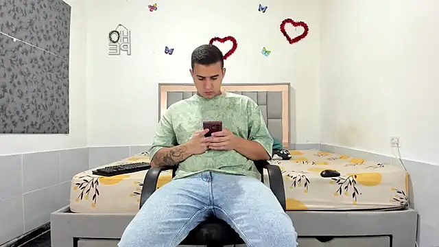 simookeler online show from 10-24-25, 12:53