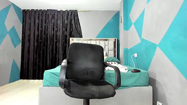 Snapshot of simookeler chatting on 03-07-25, 12:58 simookeler online show from 03-07-25, 12:58