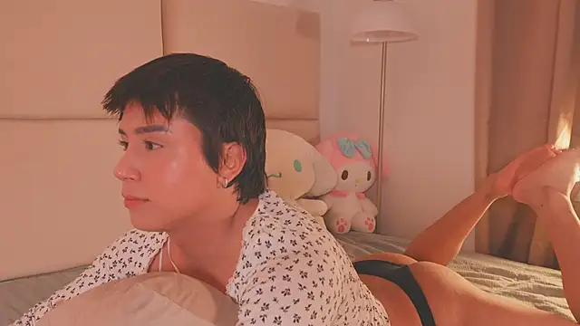 Snapshot of SweetHanson chatting on 03-01-26, 03:23 SweetHanson online show from 03-01-26, 03:23