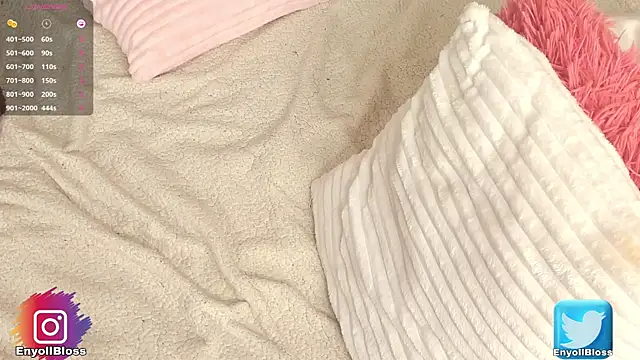 Snapshot of SweetHanson chatting on 03-13-25, 04:27 SweetHanson online show from 03-13-25, 04:27