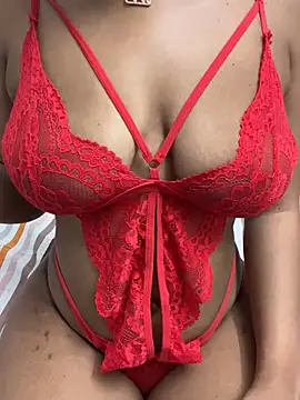 leilachic online show from 01-10-25, 10:17