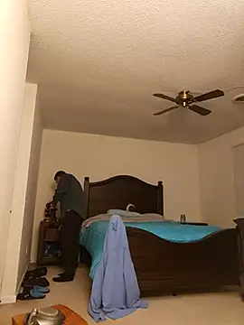 Bigtater1999 online show from 11-24-25, 11:05