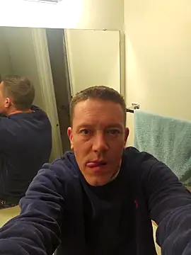 Bigtater1999 online show from 11-14-25, 12:14