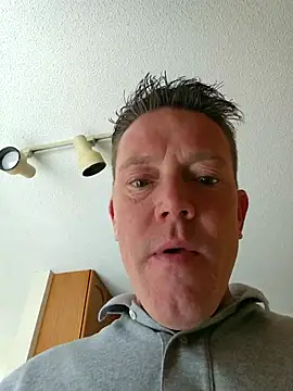 Bigtater1999 online show from 03-15-26, 05:53