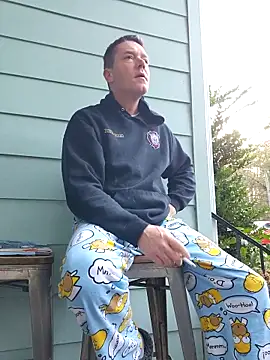 Bigtater1999 online show from 11-16-25, 01:16