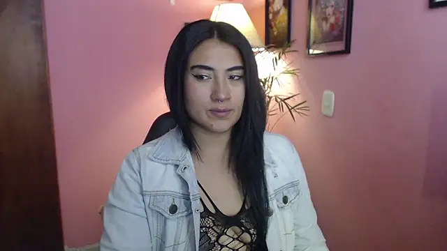 bunnyemilyrose36 online show from 01-08-26, 06:14