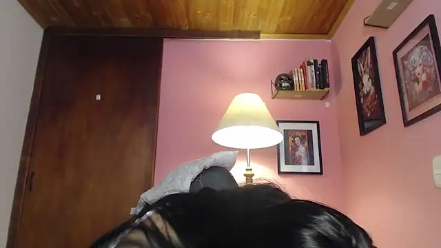 Snapshot of bunnyemilyrose36 chatting on 02-21-25, 06:37 bunnyemilyrose36 online show from 02-21-25, 06:37