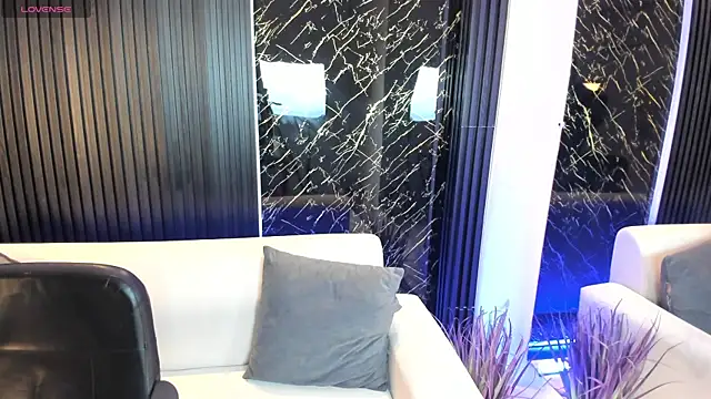 Aaron Scoot online show from 12-20-25, 02:53