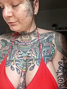 lizzardqueeen online show from 01-14-26, 01:48