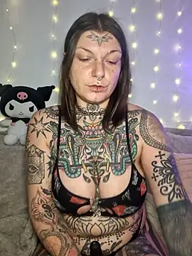 lizzardqueeen online show from 02-07-26, 11:35