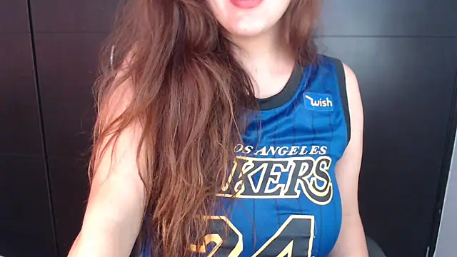 AdharaLujan online show from 01-30-25, 03:51