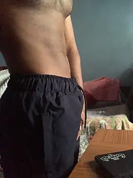 Snapshot of Vampire_xoxo chatting on 12-30-24, 10:21 Vampire xoxo online show from 12-30-24, 10:21