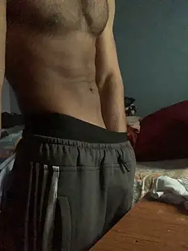 Snapshot of Vampire_xoxo chatting on 01-04-25, 03:29 Vampire xoxo online show from 01-04-25, 03:29