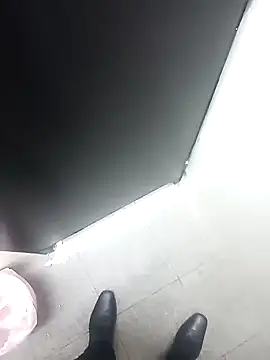 fercxxxho25 online show from 09-30-25, 07:20