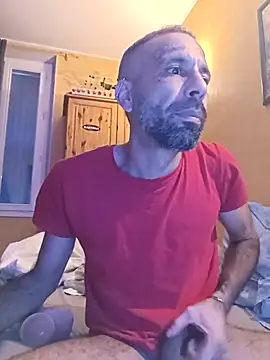 arrow13680 online show from 12-03-25, 08:58