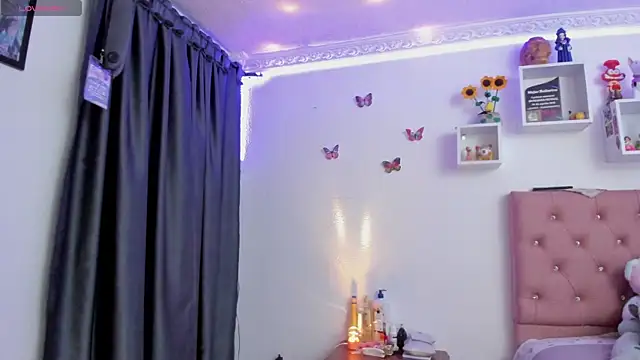Soffy-brooks online show from 05-20-26, 03:25
