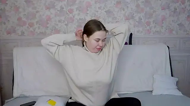 Snapshot of BettyCherryX chatting on 12-05-24, 03:53 BettyCherryX online show from 12-05-24, 03:53