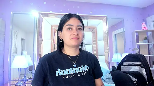 Snapshot of scarlette_15_ chatting on 06-06-26, 03:12 scarlette 15 online show from 06-06-26, 03:12