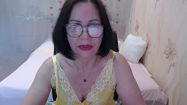 OlgaHottie online show from 09-25-25, 11:00