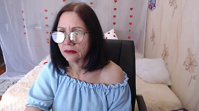 OlgaHottie online show from 03-10-25, 05:33