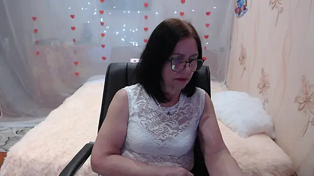 OlgaHottie online show from 03-11-25, 08:52
