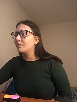 Snapshot of Prudie_Gabriella chatting on 03-15-25, 06:21 Prudie Gabriella online show from 03-15-25, 06:21