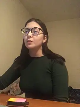 Snapshot of Prudie_Gabriella chatting on 03-05-25, 05:39 Prudie Gabriella online show from 03-05-25, 05:39