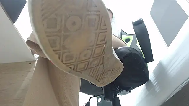 alma fenix online show from 03-22-25, 12:14