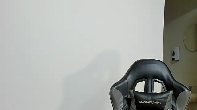 Snapshot of alma_fenix chatting on 03-14-26, 12:44 alma fenix online show from 03-14-26, 12:44