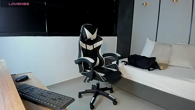 alma fenix online show from 10-17-25, 12:29