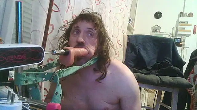 cyril020202 online show from 01-09-26, 06:04