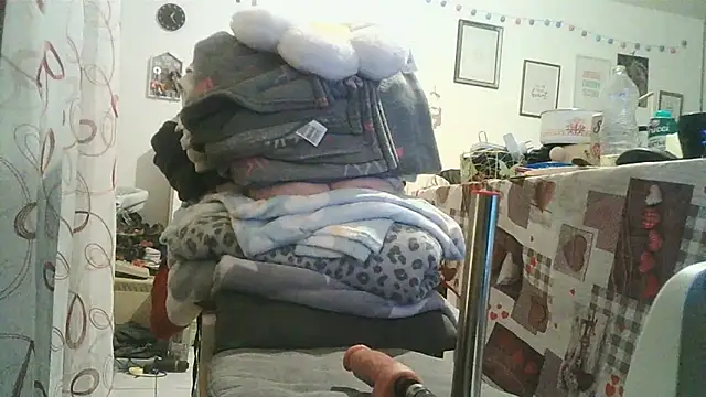 cyril020202 online show from 11-16-25, 11:30