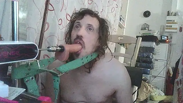 cyril020202 online show from 01-10-26, 07:15