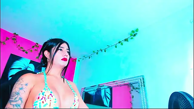 Snapshot of ZachaTompson chatting on 02-08-26, 09:01 ZachaTompson online show from 02-08-26, 09:01