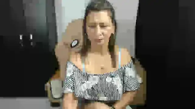 MafeJonesTaboo online show from 10-10-25, 09:26